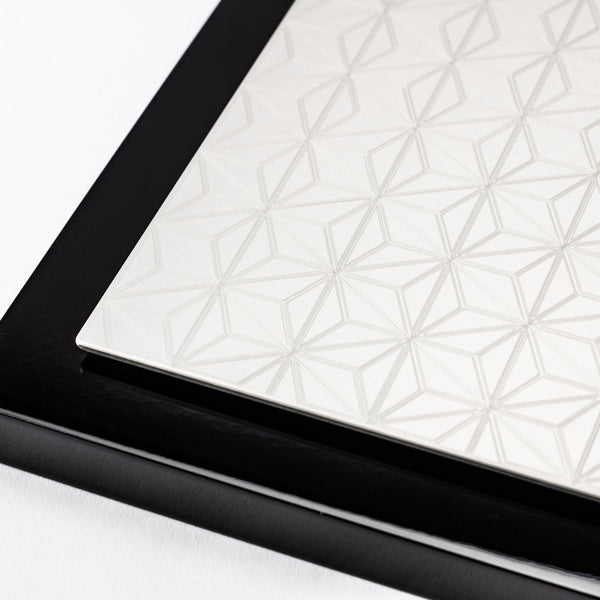 alart-aluminum-hemp-leaf-pattern-lacquerware-serving-tray-musubi-kiln-quality-japanese-tablewares-and-gifts-975378.jpg
