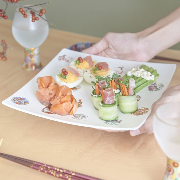 arita-porcelain-lab-asteroid-square-plate-l-musubi-kiln-quality-japanese-tablewares-and-gifts-249478.jpg