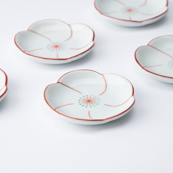 arita-porcelain-lab-yazaemon-plum-shaped-small-sauce-plate-set-musubi-kiln-quality-japanese-tablewares-and-gifts-949904.jpg