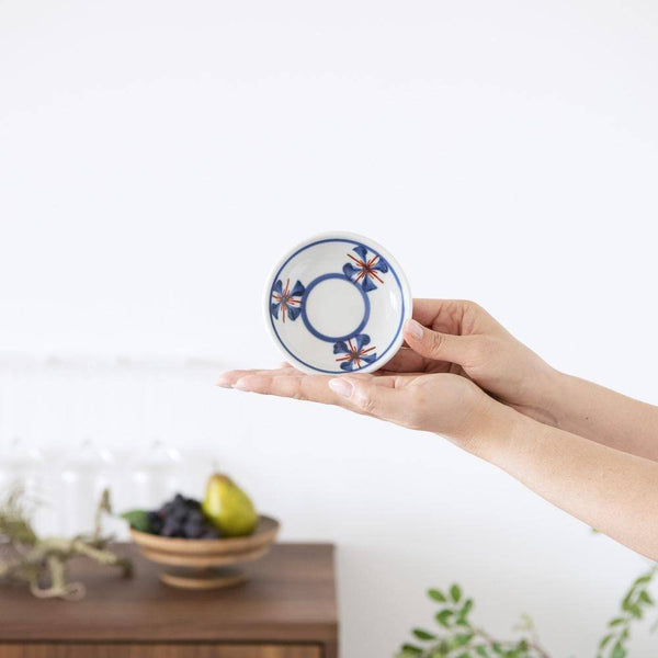 baizan-kiln-four-petaled-flower-tobe-sauce-plate-musubi-kiln-quality-japanese-tablewares-and-gifts-687012.jpg