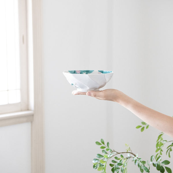 cosmos-kutani-bowl-musubi-kiln-quality-japanese-tablewares-and-gifts-995279.jpg