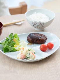 dog-hasami-wave-childrens-divided-plate-musubi-kiln-quality-japanese-tablewares-and-gifts-490609.jpg