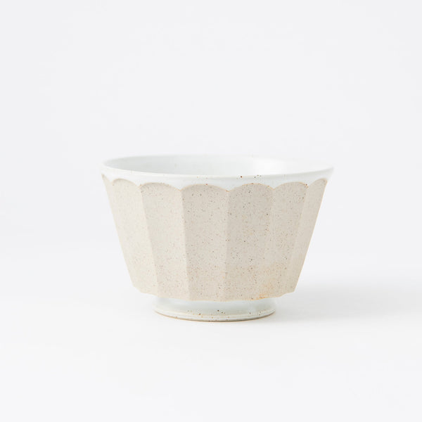 earth-white-hasami-ware-donburi-bowl-m-musubi-kiln-quality-japanese-tablewares-and-gifts-814761.jpg