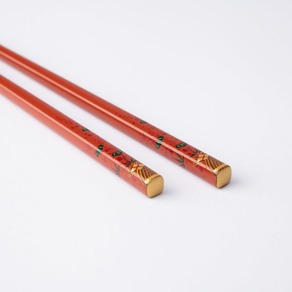 fukunishi-sobe-pine-bamboo-and-plum-aizu-lacquerware-set-of-two-pairs-of-chopsticks-23-cm-9-in-and-21-cm-83-in-musubi-kiln-quality-japanese-tablewares-and-gifts-723270.jpg