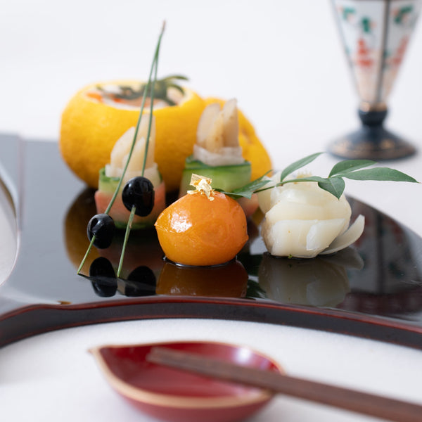 ginkgo-leaf-echizen-lacquerware-plate-musubi-kiln-quality-japanese-tablewares-and-gifts-712624.jpg