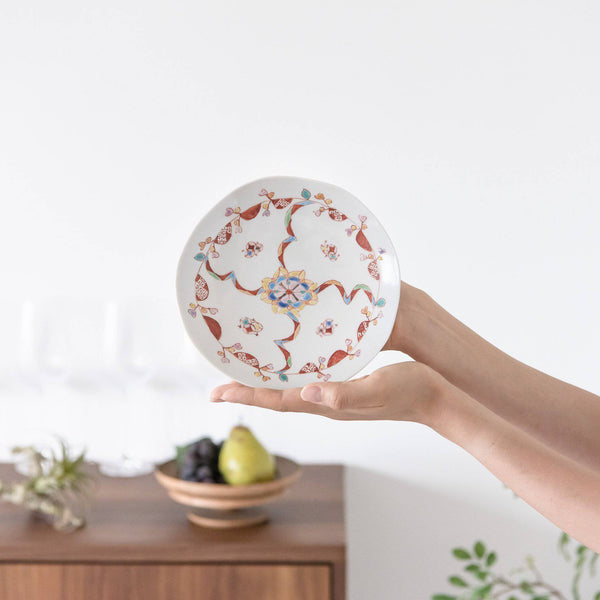 ginshu-kiln-flowers-in-full-bloom-kutani-round-plate-musubi-kiln-quality-japanese-tablewares-and-gifts-506906.jpg