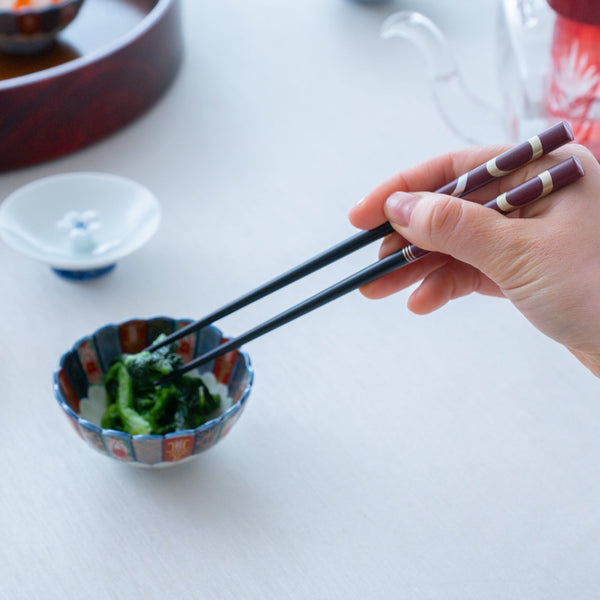 gold-and-silver-circle-set-of-two-pairs-of-chopsticks-23-cm-9-in-and-205-cm-81-in-musubi-kiln-quality-japanese-tablewares-and-gifts-217098.jpg