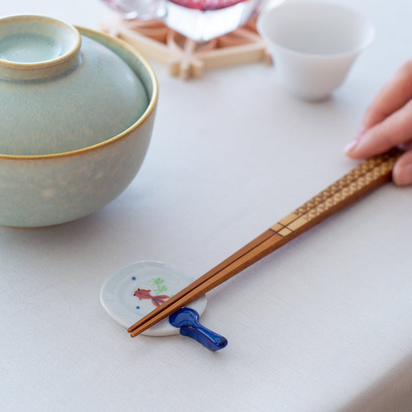 goldfish-paper-fan-kyo-ware-chopstick-rest-set-musubi-kiln-quality-japanese-tablewares-and-gifts-626063.jpg