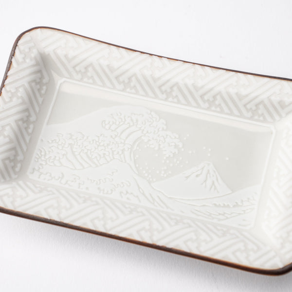 hachi-kutani-wave-mtfuji-sauce-plate-musubi-kiln-quality-japanese-tablewares-and-gifts-827463.jpg