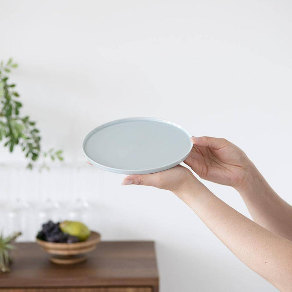 hanasaka-givre-kutani-round-plate-m-musubi-kiln-quality-japanese-tablewares-and-gifts-926617.jpg