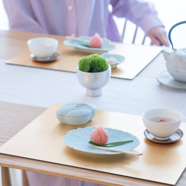 hataman-touen-moist-sakura-imari-nabeshima-ware-side-plate-musubi-kiln-quality-japanese-tablewares-and-gifts-353508.jpg