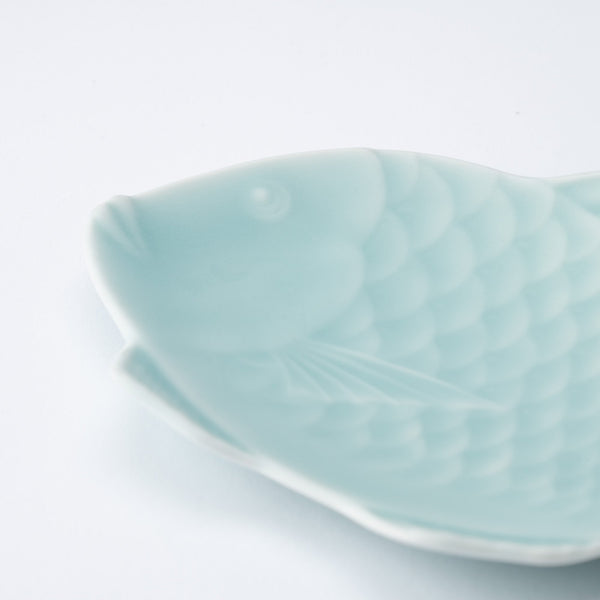 hataman-touen-moist-sea-bream-imari-nabeshima-ware-side-plate-musubi-kiln-quality-japanese-tablewares-and-gifts-728556.jpg
