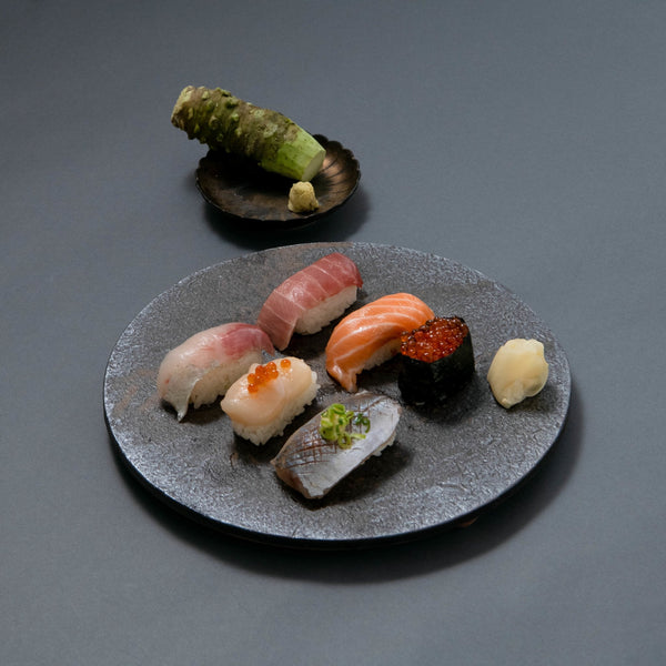 hibino-ash-glaze-mino-ware-footed-round-plate-98-in-musubi-kiln-quality-japanese-tablewares-and-gifts-800367.jpg
