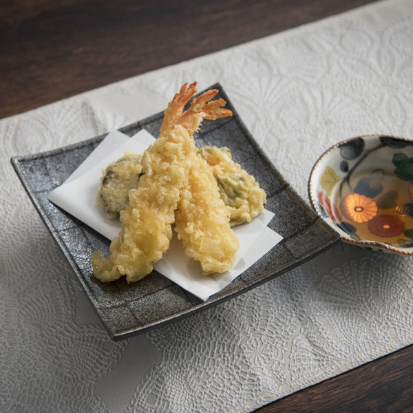 hibino-carbonized-ginsai-checkered-mino-ware-plate-musubi-kiln-quality-japanese-tablewares-and-gifts-152048.jpg