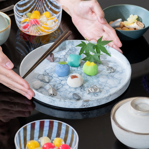 hibino-ecume-mino-ware-round-plate-96in-musubi-kiln-quality-japanese-tablewares-and-gifts-866655.jpg