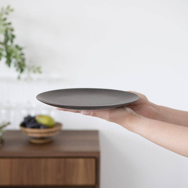 hibino-gustav-mino-ware-round-plate-m-musubi-kiln-quality-japanese-tablewares-and-gifts-855511.jpg