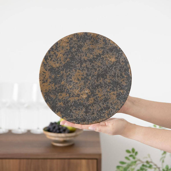 hibino-kirin-mino-ware-round-plate-98in-musubi-kiln-quality-japanese-tablewares-and-gifts-252166.jpg