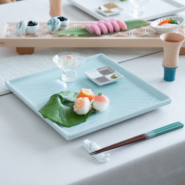 hirado-chrysanthemum-mikawachi-ware-chopsticks-rest-musubi-kiln-quality-japanese-tablewares-and-gifts-169069.jpg