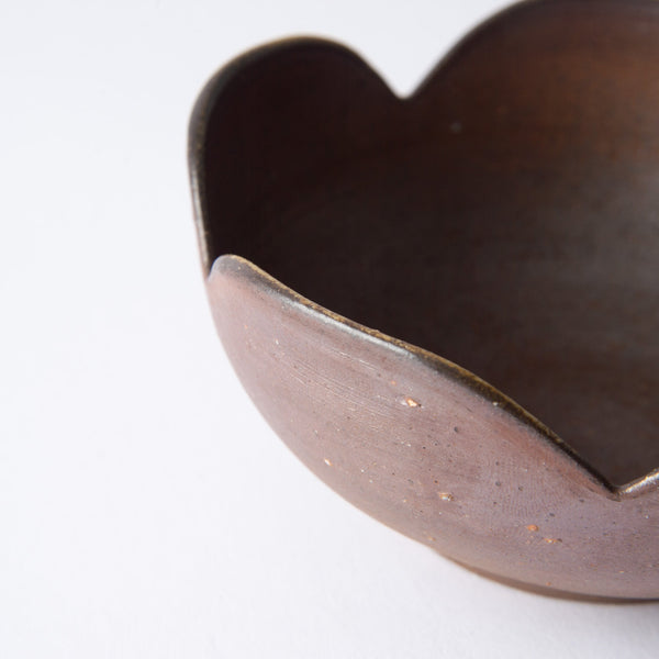 hozan-kiln-bizen-ware-flower-shaped-kobachi-bowl-musubi-kiln-quality-japanese-tablewares-and-gifts-556664.jpg