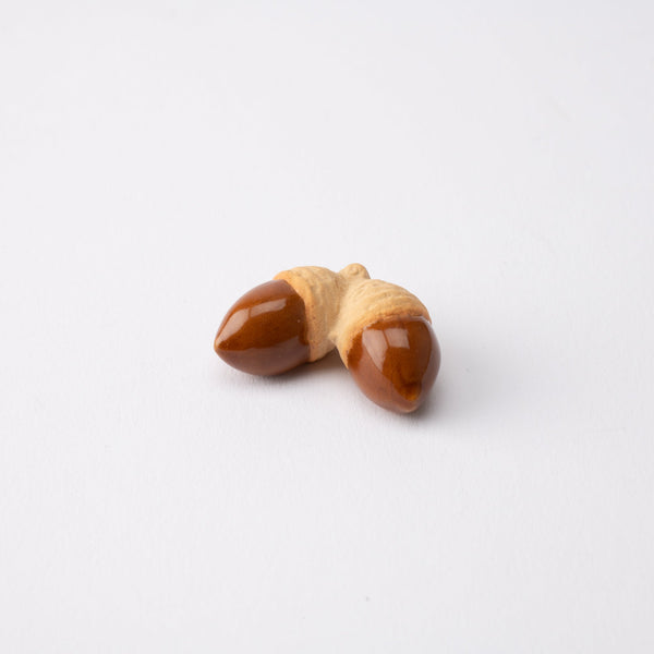ihoshiro-kiln-acorn-mino-ware-chopstick-rest-musubi-kiln-quality-japanese-tablewares-and-gifts-204092.jpg