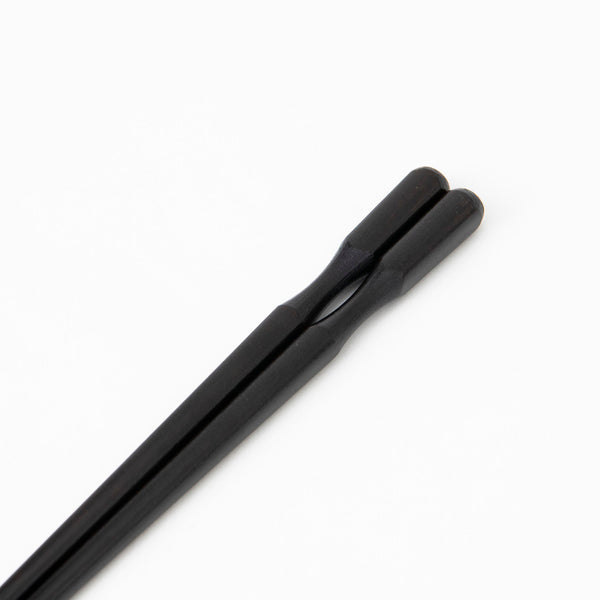 ishida-osho-wakasa-lacquer-extra-large-chopsticks-235-cm-93-in-musubi-kiln-quality-japanese-tablewares-and-gifts-954519.jpg