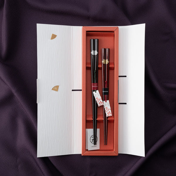 issou-treasure-knot-wakasa-lacquerware-set-of-two-pairs-of-chopsticks-23-cm-9-in-and-21-cm-83-in-musubi-kiln-quality-japanese-tablewares-and-gifts-954980.jpg