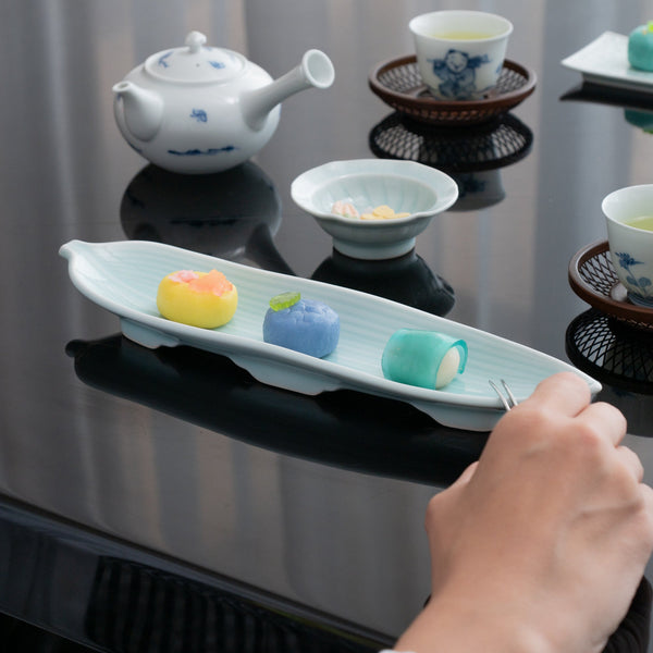 kaizan-kiln-bamboo-leaf-arita-side-plate-musubi-kiln-quality-japanese-tablewares-and-gifts-396501.jpg