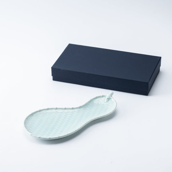 kaizan-kiln-gourd-celadon-arita-plate-musubi-kiln-quality-japanese-tablewares-and-gifts-595445.jpg