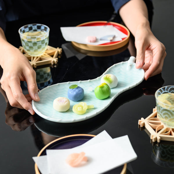 kaizan-kiln-gourd-celadon-arita-plate-musubi-kiln-quality-japanese-tablewares-and-gifts-814846.jpg