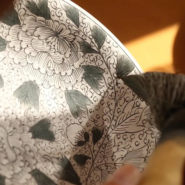 kakusho-kiln-flower-and-birds-bellflower-rim-mikawachi-ware-plate-87in-musubi-kiln-quality-japanese-tablewares-and-gifts-442314.jpg