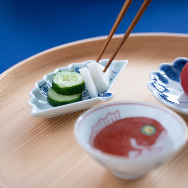 keizan-kiln-choju-giga-arita-fan-shaped-sauce-plate-musubi-kiln-quality-japanese-tablewares-and-gifts-483504.jpg