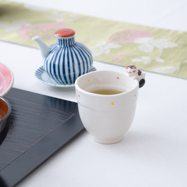 kikusho-kiln-red-dot-cat-hasami-childrens-cup-musubi-kiln-quality-japanese-tablewares-and-gifts-637155.jpg