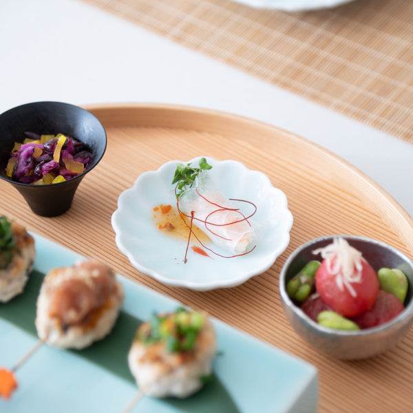 kosen-kiln-medaka-rice-fish-chrysanthemum-imari-nabeshima-ware-sauce-plate-musubi-kiln-quality-japanese-tablewares-and-gifts-309896.jpg