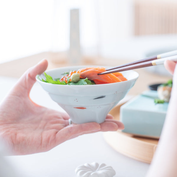 kosen-kiln-medaka-rice-fish-imari-nabeshima-ware-japanese-rice-bowl-musubi-kiln-quality-japanese-tablewares-and-gifts-818350.jpg