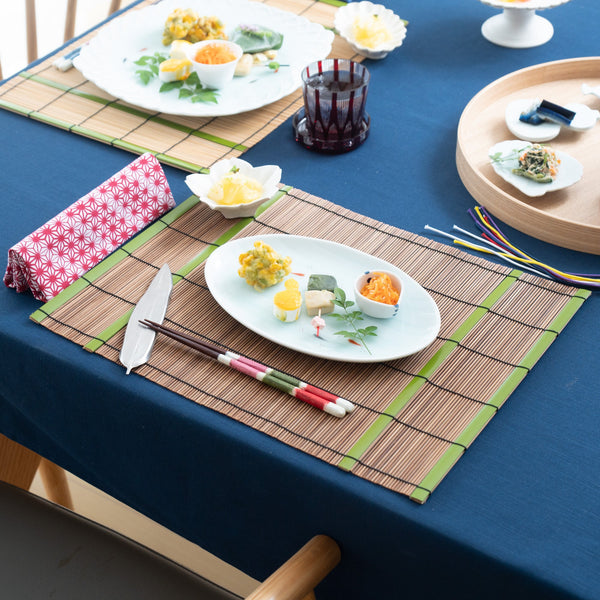 kosen-kiln-medaka-rice-fish-imari-nabeshima-ware-oval-plate-musubi-kiln-quality-japanese-tablewares-and-gifts-493330.jpg