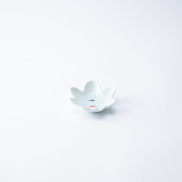 kosen-kiln-medaka-rice-fish-maple-leaf-imari-nabeshima-ware-sauce-plate-musubi-kiln-quality-japanese-tablewares-and-gifts-251156.jpg