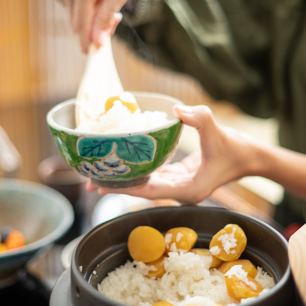 kousai-kiln-green-grapes-hasami-japanese-rice-bowl-l-musubi-kiln-quality-japanese-tablewares-and-gifts-419810.jpg