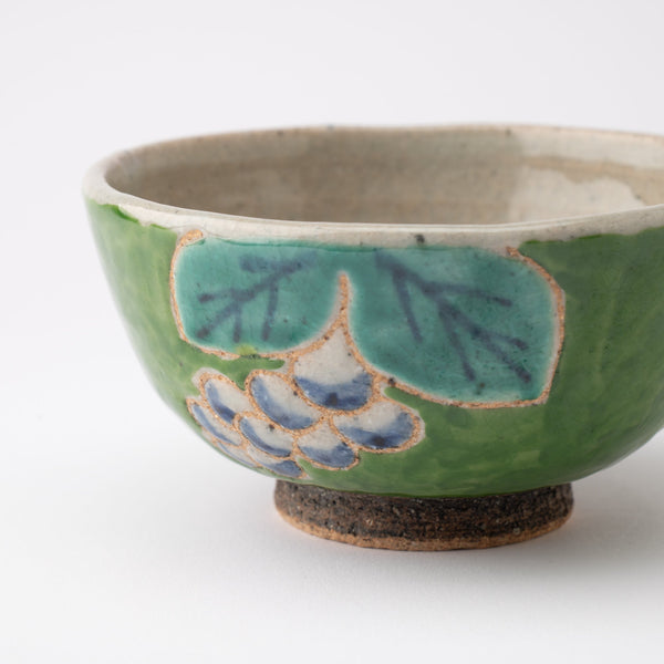 kousai-kiln-green-grapes-hasami-japanese-rice-bowl-l-musubi-kiln-quality-japanese-tablewares-and-gifts-605705.jpg