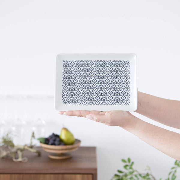 kuvio-wave-hasami-japanese-rectangle-plate-musubi-kiln-quality-japanese-tablewares-and-gifts-520929.jpg
