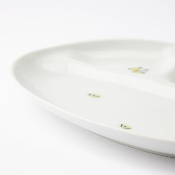 lion-hasami-wave-childrens-divided-plate-musubi-kiln-quality-japanese-tablewares-and-gifts-802665.jpg