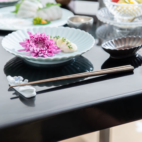 matsukan-octagonal-zumen-kyoto-bamboo-wakasa-lacquerware-set-of-two-pairs-of-chopsticks-24-cm-94-in-musubi-kiln-quality-japanese-tablewares-and-gifts-671289.jpg