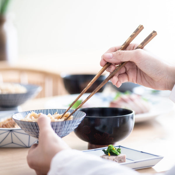 matsukan-square-zumen-kyoto-bamboo-wakasa-lacquerware-chopsticks-set-of-two-pairs-of-chopsticks-24-cm-94-in-musubi-kiln-quality-japanese-tablewares-and-gifts-216037.jpg