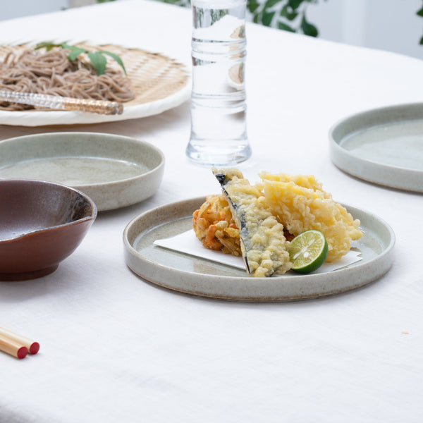 meru-grains-luka-mino-ware-round-plate-83in-musubi-kiln-quality-japanese-tablewares-and-gifts-841172.jpg