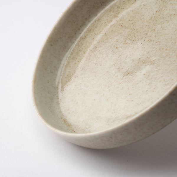 meru-grains-spume-mino-ware-round-plate-65in-musubi-kiln-quality-japanese-tablewares-and-gifts-748724.jpg