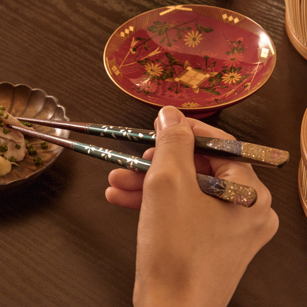 mtfuji-and-sakura-yamanaka-lacquerware-set-of-two-pairs-of-chopsticks-23-cm-9-in-musubi-kiln-quality-japanese-tablewares-and-gifts-552433.jpg