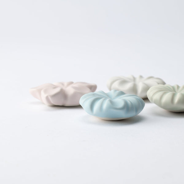 rinka-usuki-chopstick-rest-set-musubi-kiln-quality-japanese-tablewares-and-gifts-996804.jpg