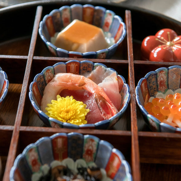 rinkuro-kiln-old-imari-flower-hasami-kobachi-bowl-b-musubi-kiln-quality-japanese-tablewares-and-gifts-130939.jpg
