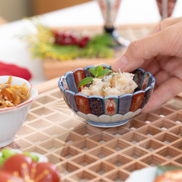 rinkuro-kiln-old-imari-flower-hasami-kobachi-bowl-b-musubi-kiln-quality-japanese-tablewares-and-gifts-839236.jpg