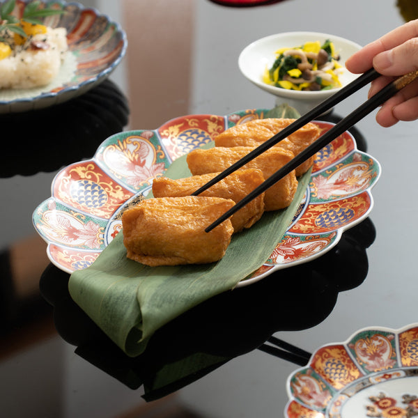 rinkuro-kiln-old-imari-kinsai-chrysanthemum-hasami-oval-plate-98in-musubi-kiln-quality-japanese-tablewares-and-gifts-245350.jpg