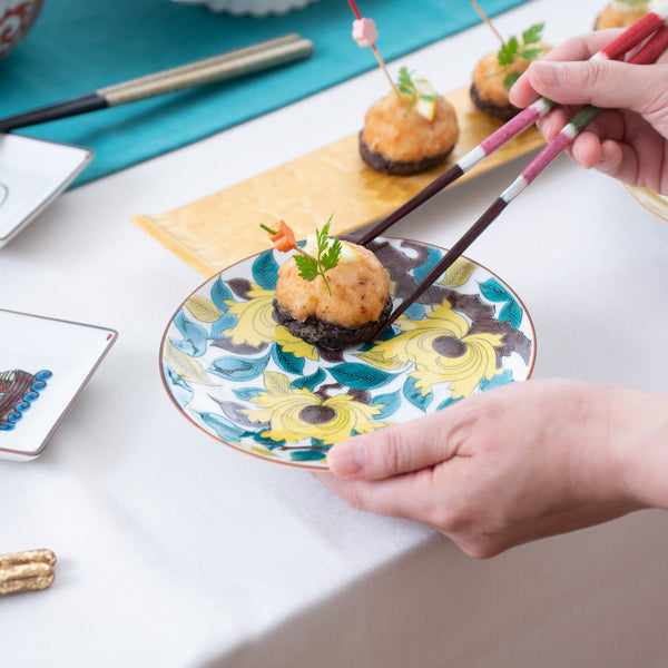seikou-kiln-yellow-peony-kutani-round-plate-musubi-kiln-quality-japanese-tablewares-and-gifts-988810.jpg